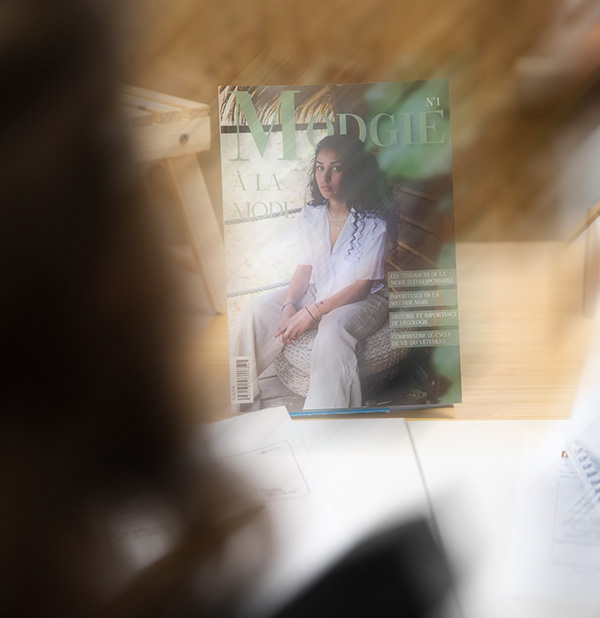 magazine réalisé par les étudiants en Bachelor communication lors du cours de PAO
